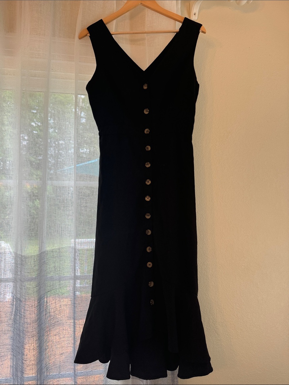 GILLI Classic Black Button-Front V-Neck Midi Dress size Small